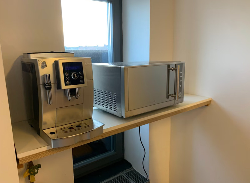 Loftartige Bürofläche in perfekter Lage D-Wehrhahn aufteilbar zimmer