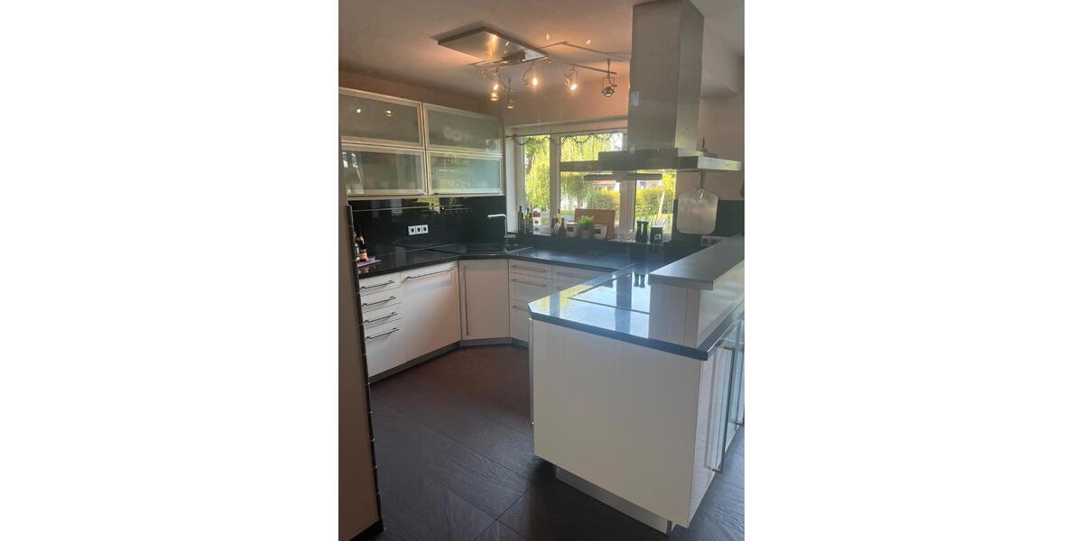 Doppelhaushälfte Hennef (Sieg) - 5 Zimmer, 130 m&sup2;, 1.800&euro; | Angebot:27614844