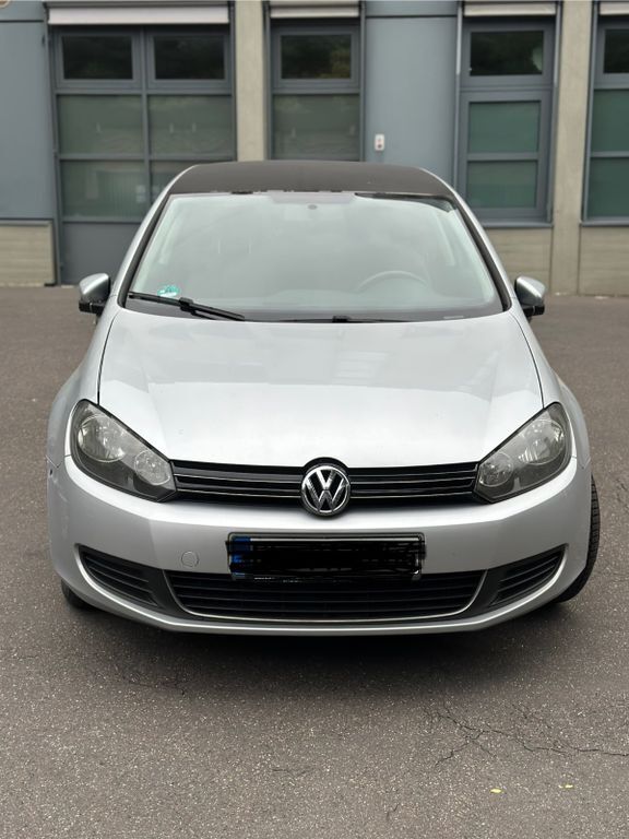 VW Golf 118.000 km 3.990 € Leichlingen 42799