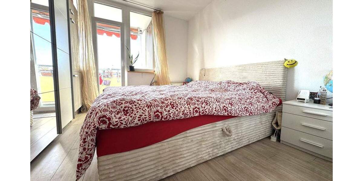 Etagenwohnung Köln Ostheim - 3 Zimmer, 66 m&sup2;, 215.000&euro; | Angebot:25089295