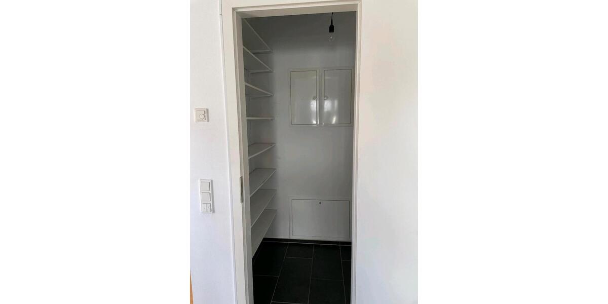 Etagenwohnung Köln Mülheim - 3 Zimmer, 84 m&sup2;, 560.000&euro; | Angebot:27079314