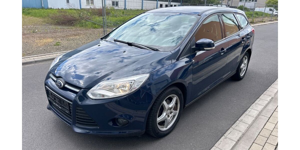 Ford Focus 280.500 km 2.690 &euro; Brühl 50321