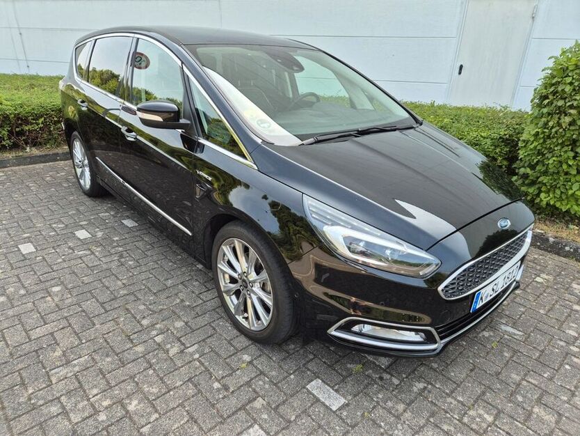 S-Max