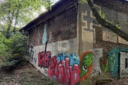 SELTENE GELEGENHEIT MIT ENTWICKLUNGSPOTENZIAL - Grundstück Köln Rodenkirchen | Angebot:26838262