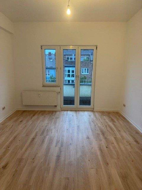 Helle 2 Zimmerwohnung mit Wohnküche und 2 Balkonen 2 zimmer