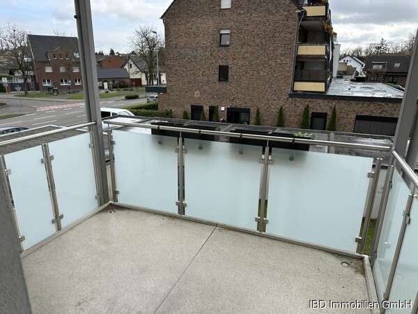 Etagenwohnung Wesseling - 3 Zimmer, 85 m&sup2;, 890&euro; | Angebot:25722980