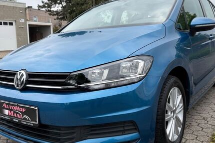 VW Touran 102.834 km 12.975 &euro; Troisdorf 53842