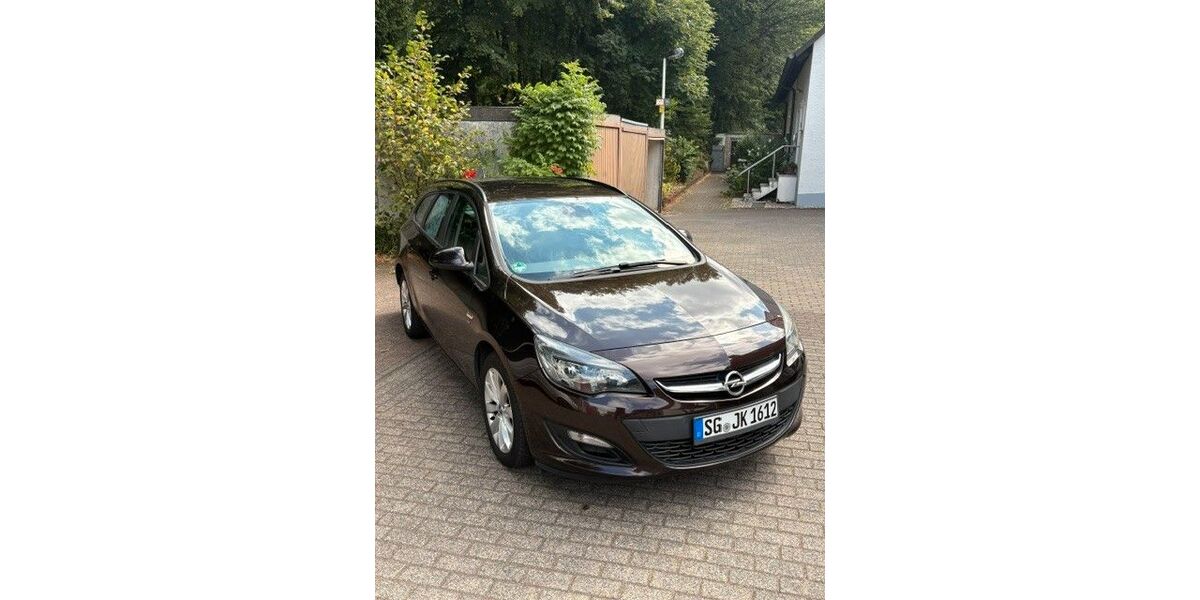 Opel Astra 159.884 km 5.300 &euro; Solingen 42655