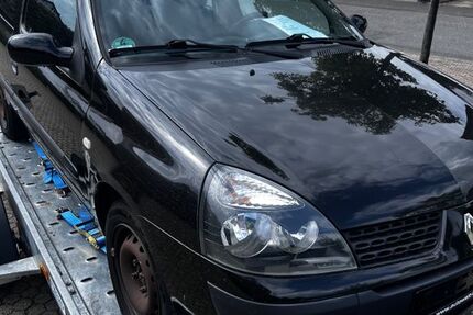 Renault Clio 216.350 km 850 &euro; Köln 50739