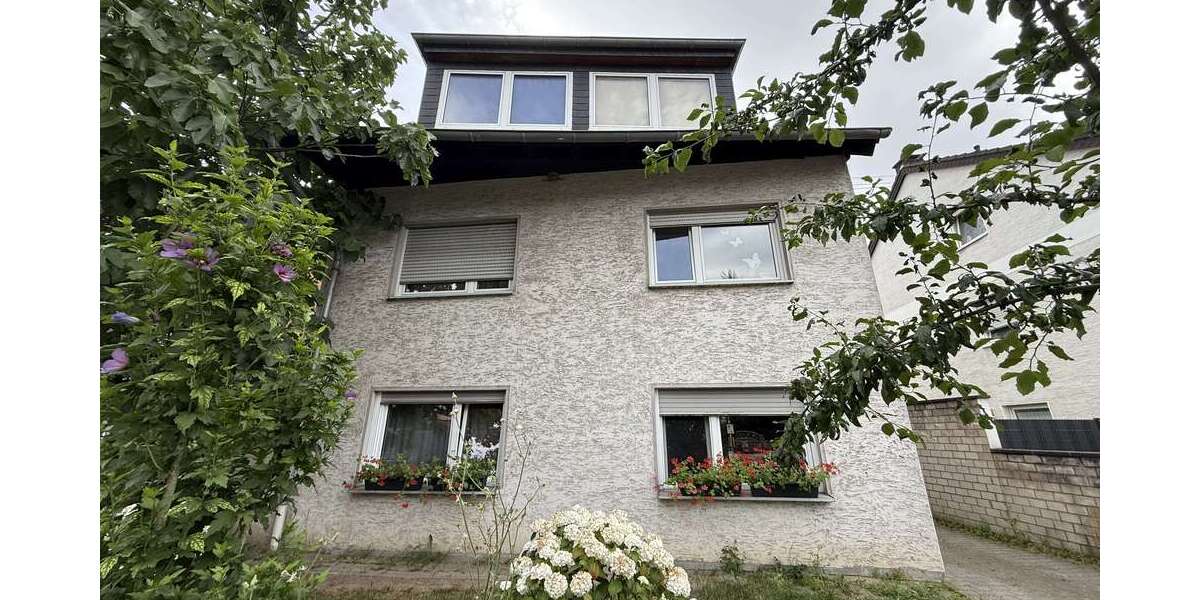 Einfamilienhaus Sankt Augustin - 8 Zimmer, 290 m&sup2;, 840.000&euro; | Angebot:27042612