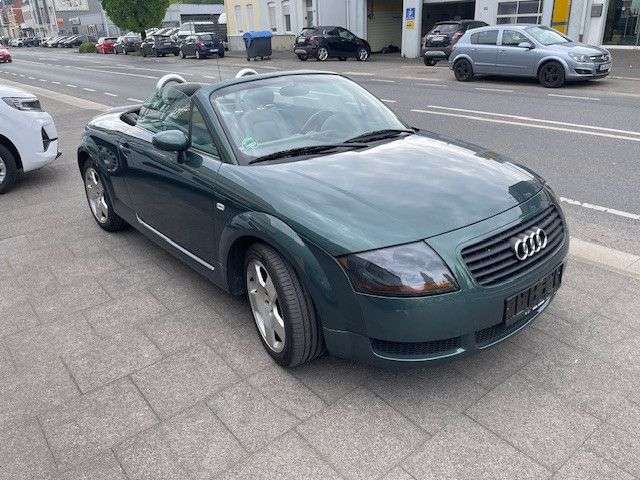 Audi TT 79.669 km 11.900 &euro; Brühl 50321