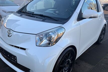 Toyota IQ 131.033 km 7.500 &euro; Köln 51109