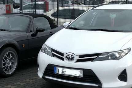 Toyota Auris 118.000 km 7.999 &euro; Niederkassel-Lülsdorf 53859