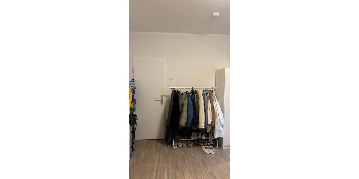 Etagenwohnung Köln Lindenthal - 1 Zimmer, 22 m&sup2;, 535&euro; | Angebot:25379991