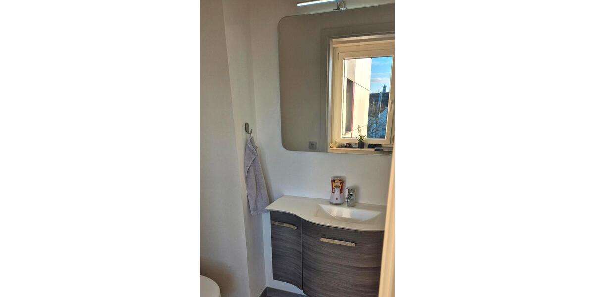 Komfortable große 4-Zimmer-Wohnung in Top Lage in Schlebusch 4 zimmer